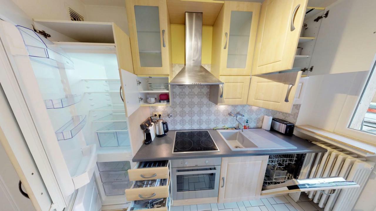 Spacious 2 Bedroom Flat In The Center Of Lux Appartamento