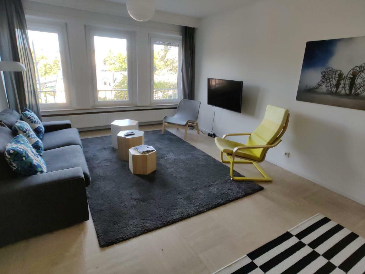 Spacious 2 Bedroom Flat In The Center Of Lux Apartment *